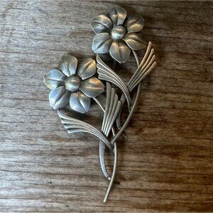 Vintage Sterling Silver Floral Flower Brooch Pin